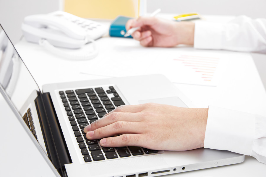 挪用資金還是侵占？上海挪用資金罪律師帶你玩轉法律界的界限游戲