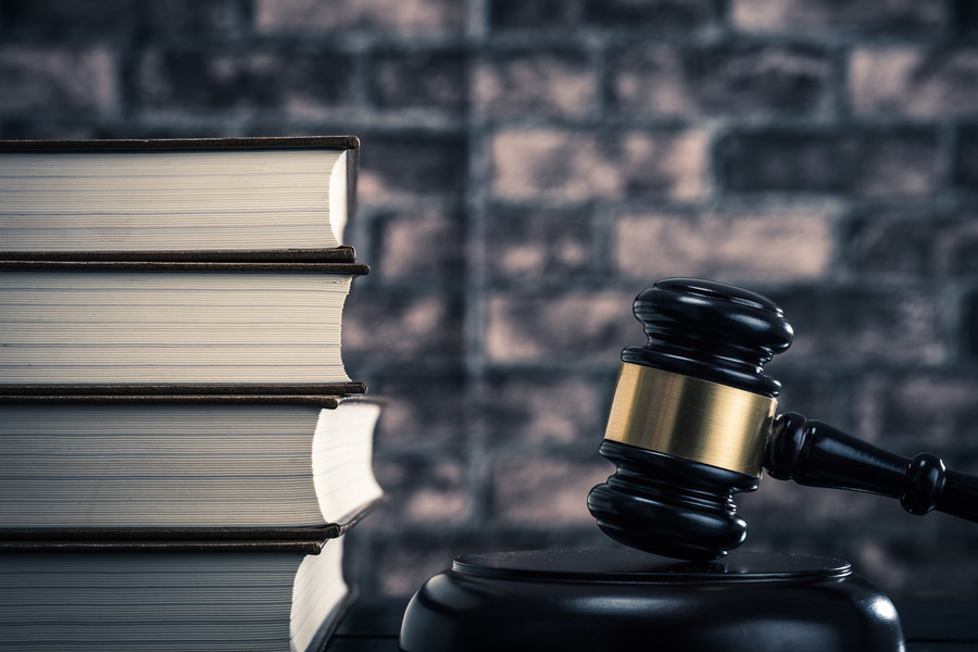 上海刑事辯護律師：經濟犯罪嫌疑人拘留能否保釋之析